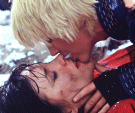 Xena and Gab: Icy Kiss - 800 x 600